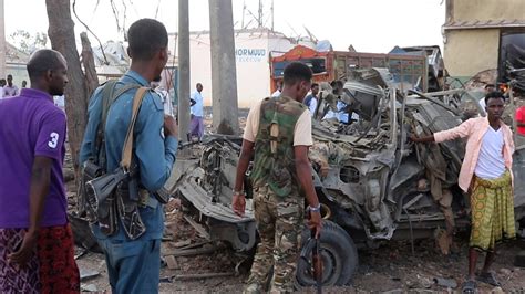 Somali'de bombalı saldırıda en az 5 kişi öldü